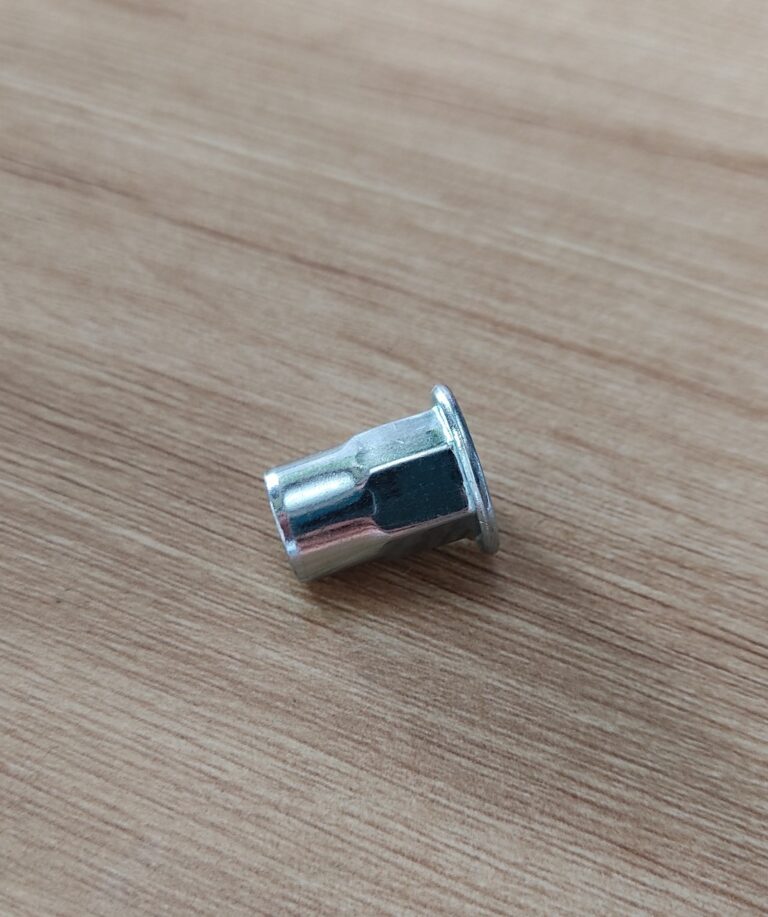 Tán rút nửa lục giác M5 (Ốc rút nửa lục giác M5) – Bulong Cường Thịnh